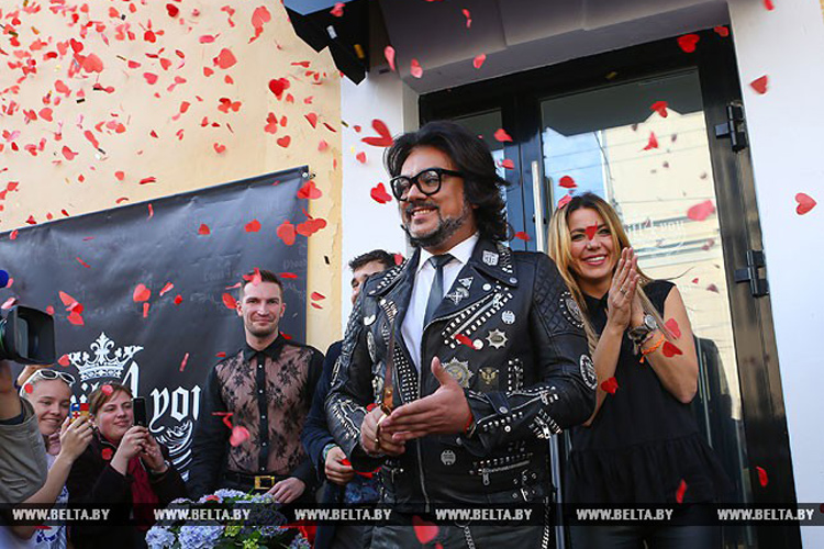 Филипп Киркоров и его бутик Phill4You