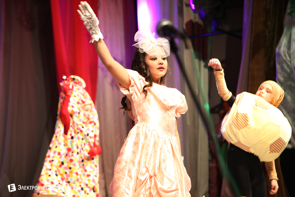 сказка в школе искусств, Солигорск, рождество