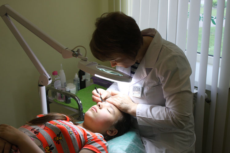 Эстетика бровей