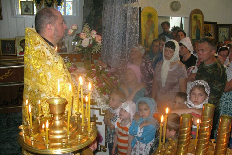 Божественная литургия в Красной Слободе