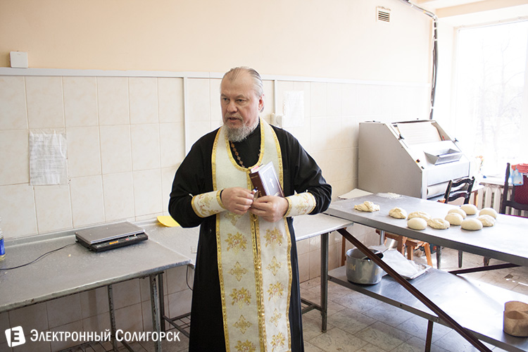 Николай Розов настоятель Христорождественского собора