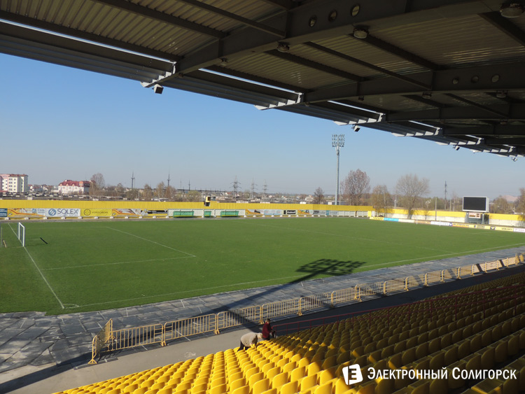 стадион Строитель Солигорск