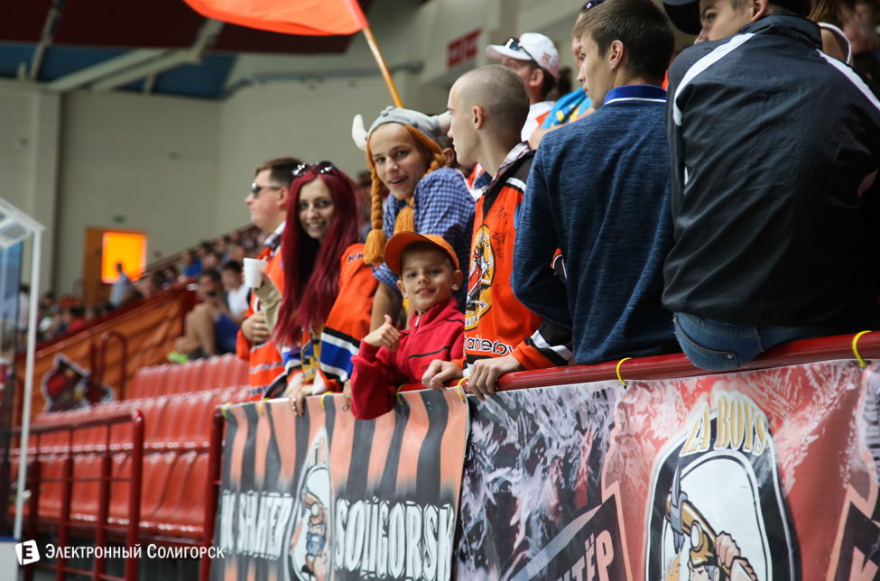 хоккей Шахтер - Неман