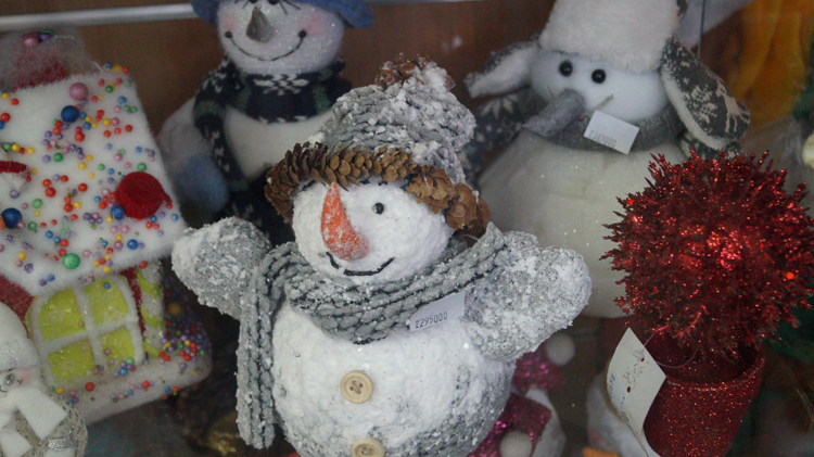 купить новогодние украшения солигорск