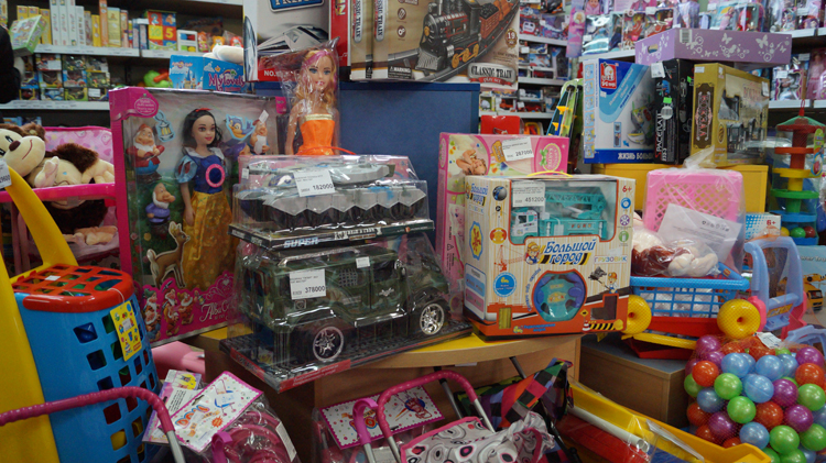 купить новогодние украшения солигорск