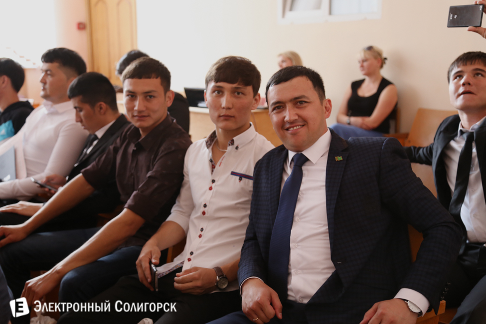 Туркменские выпускники Солигорского колледжа