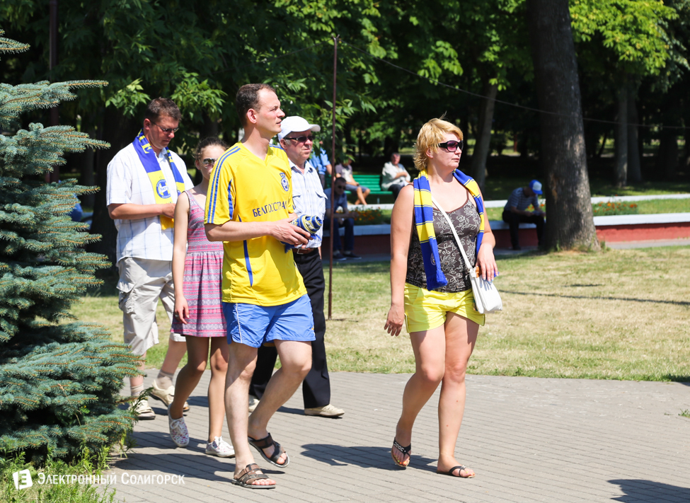 Футбольный матч Слуцк - Батэ