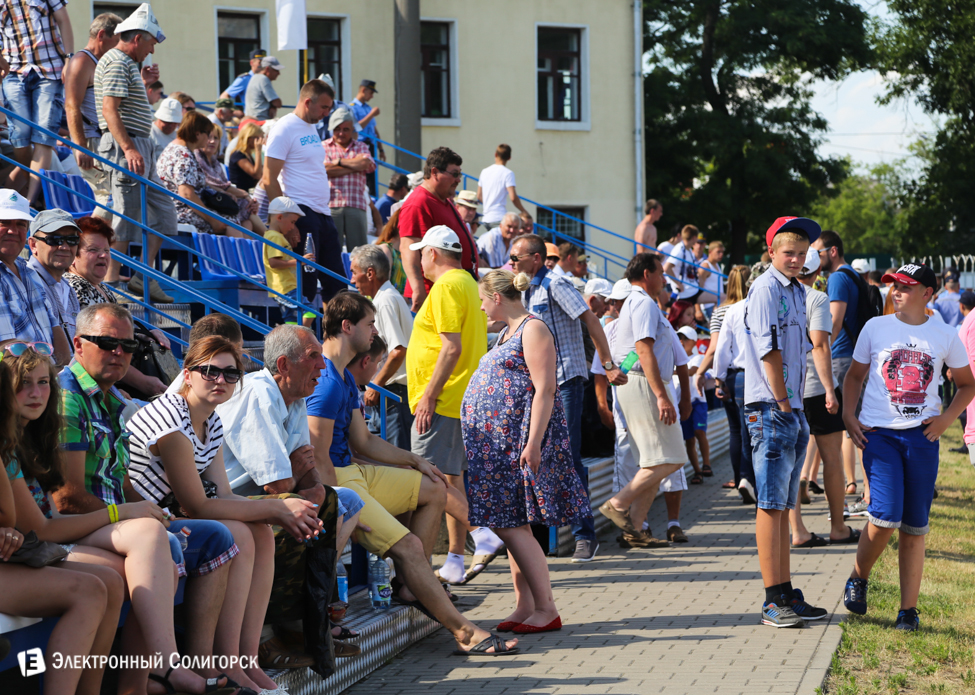 Футбольный матч Слуцк - Батэ