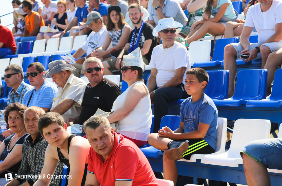 Футбольный матч Слуцк - Батэ