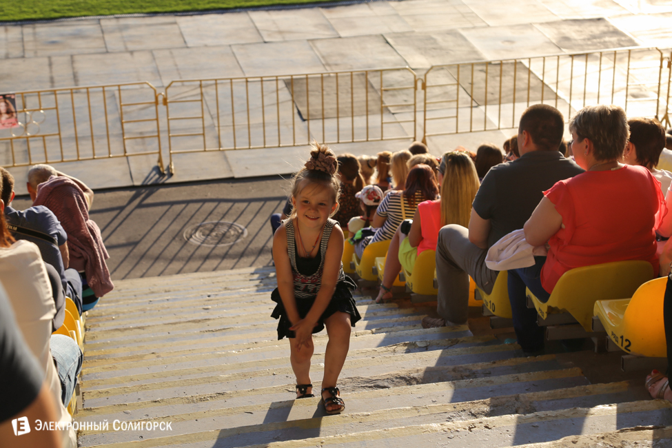 Концерт в Солигорске Мила Нитич и Тео