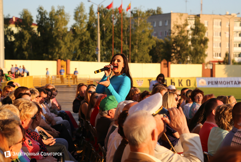 Концерт в Солигорске Мила Нитич и Тео