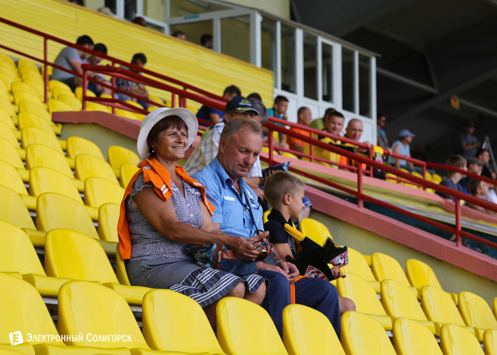 Шахтер Солигорск - Гленавон