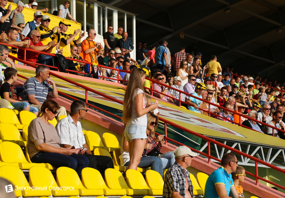 Шахтер Солигорск - Гленавон