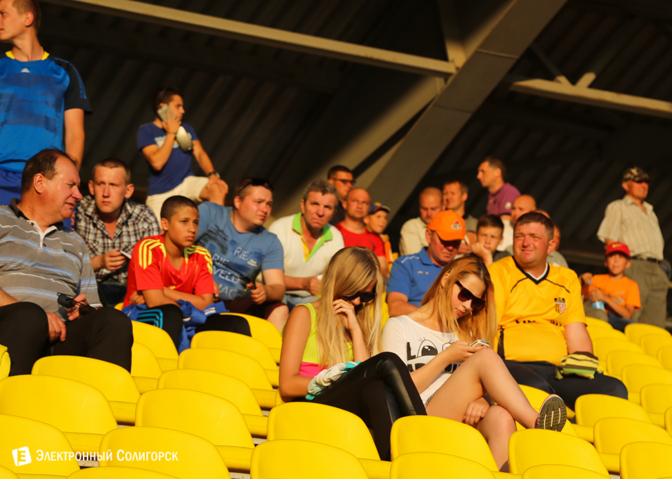 Шахтер Солигорск - Гленавон