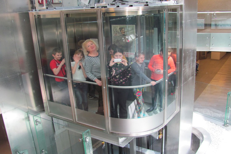 Учащиеся школы №3 Солигорска посетили Курган Славы и мемориальный комплекс Хатынь