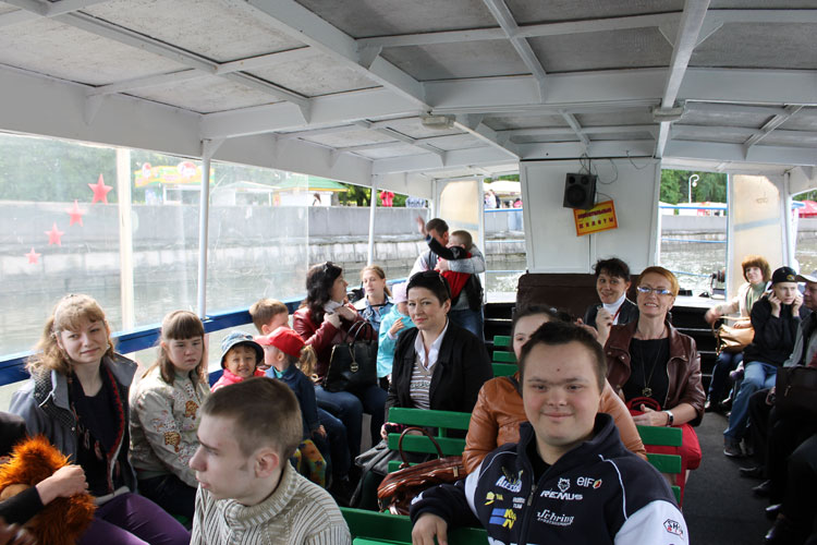 Дети с ОПФР посетили фестиваль Крылы Дзяцинства