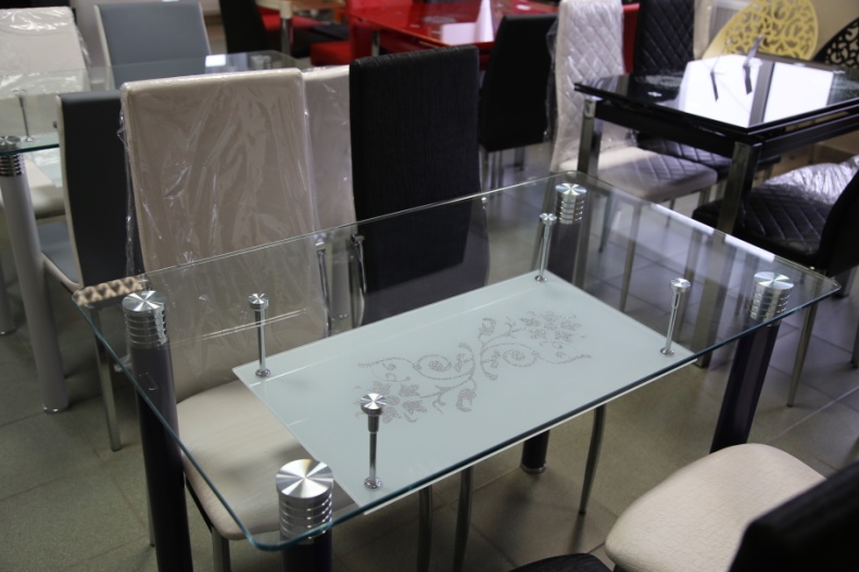 столы и стулья солигорск