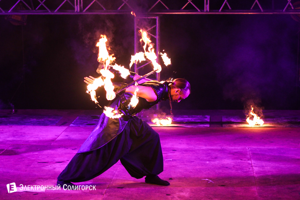 шоу огня в Солигорске