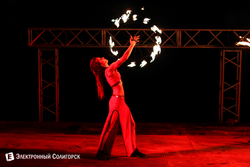 шоу огня в Солигорске