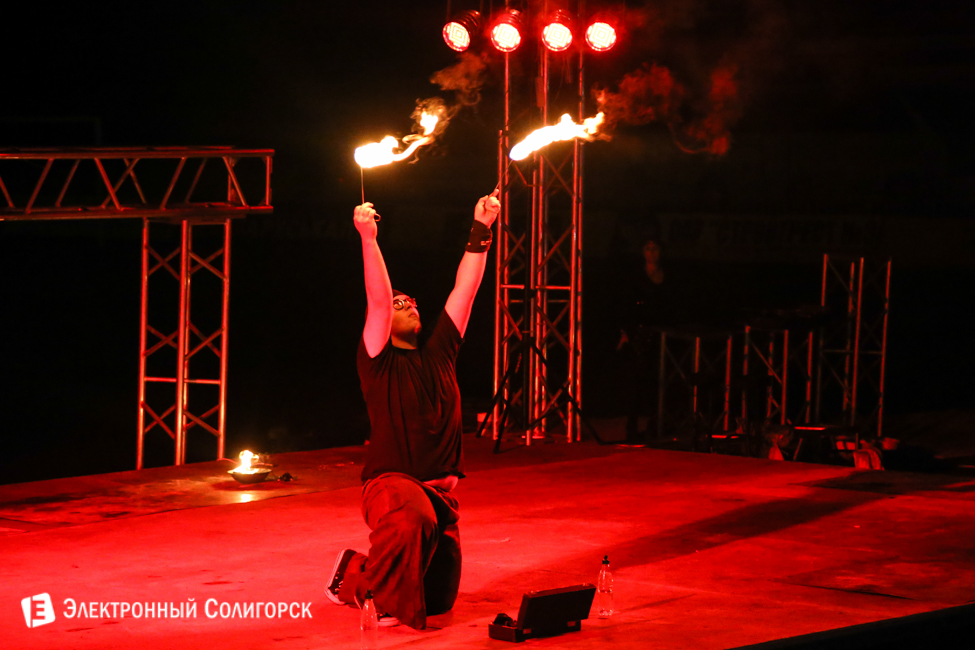 шоу огня в Солигорске