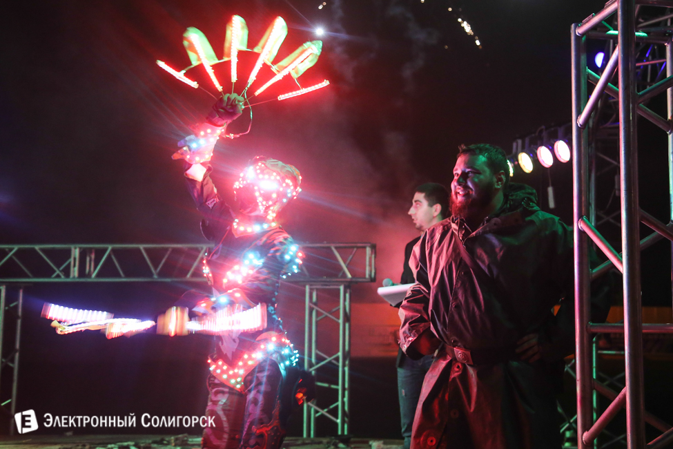 шоу огня в Солигорске