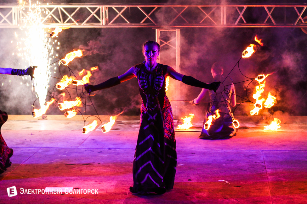 шоу огня в Солигорске