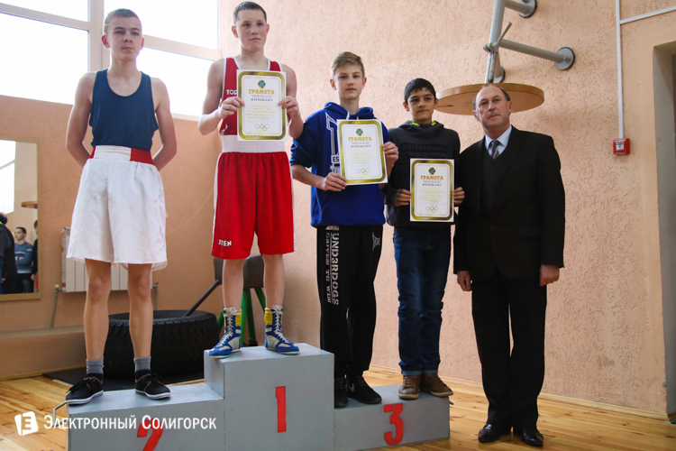 бокс в Солигорске