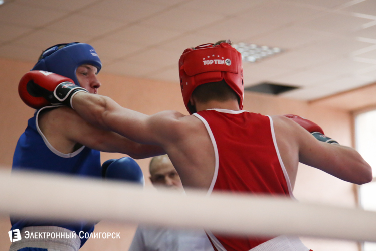 бокс в Солигорске