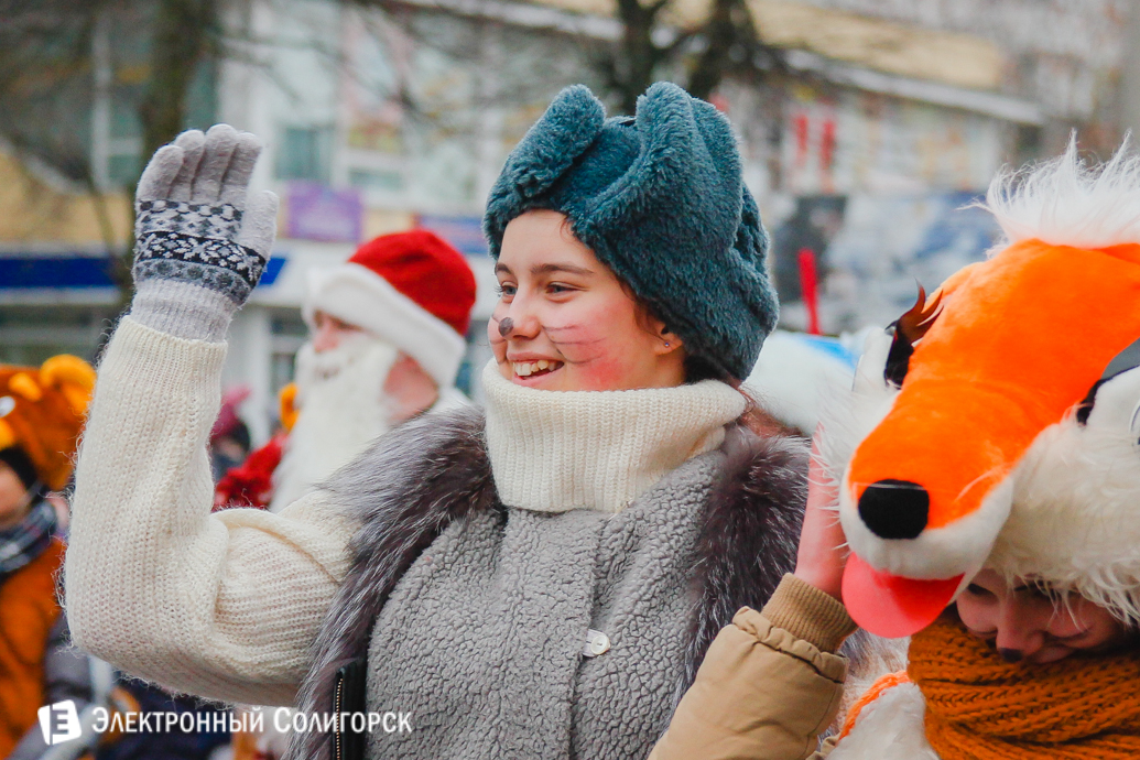 Парад Дедов Морозов Солигорск