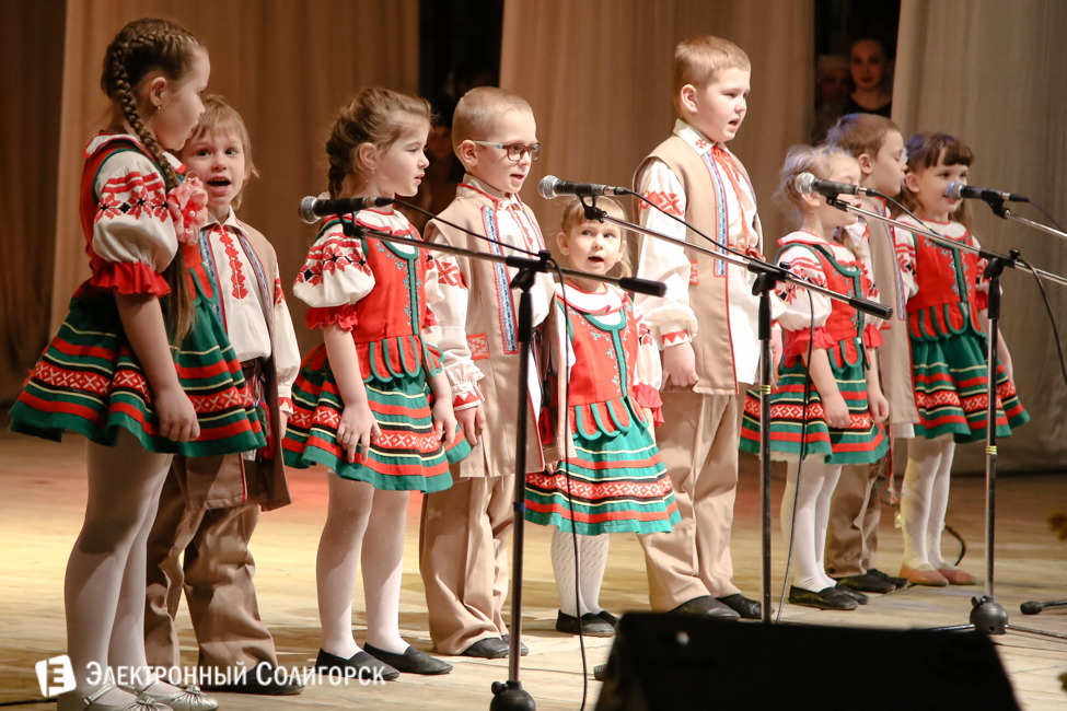 Солигорск 8 марта