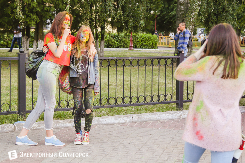 фестиваль красок Солигорск