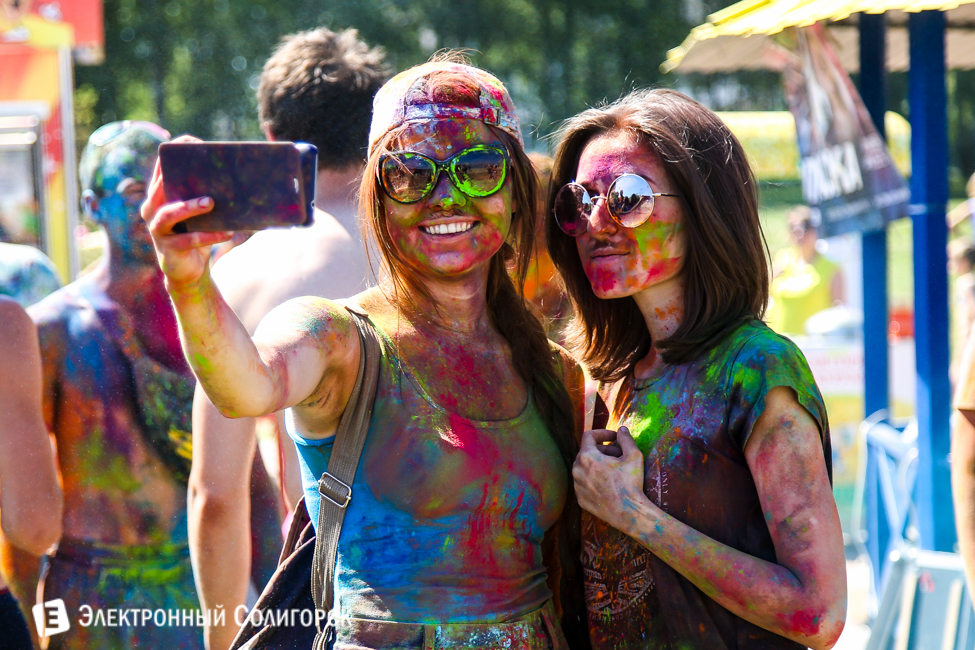 фестиваль красок Holidance Солигорск