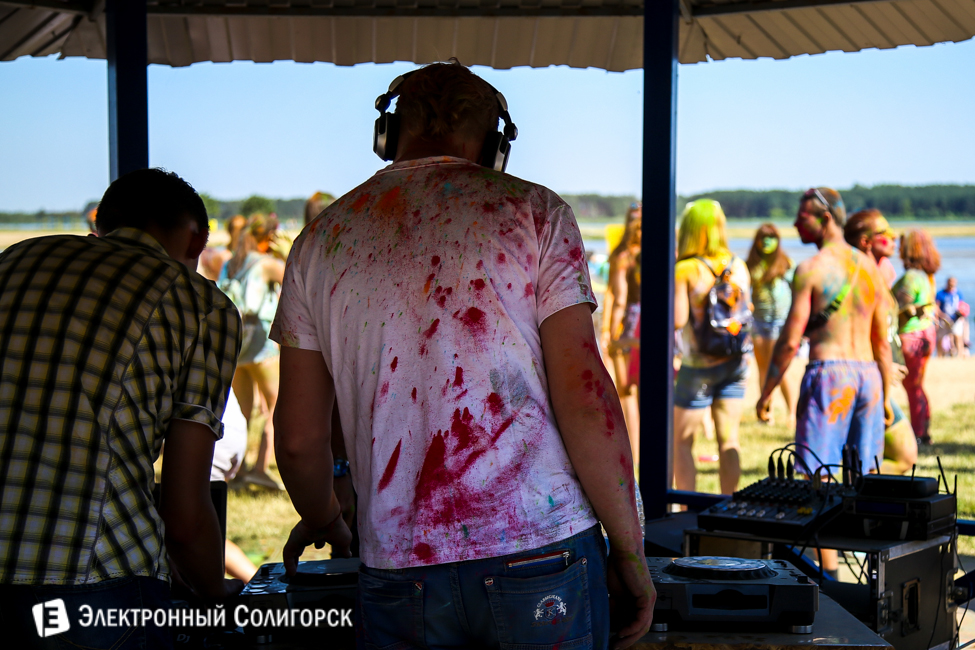 фестиваль красок Holidance Солигорск