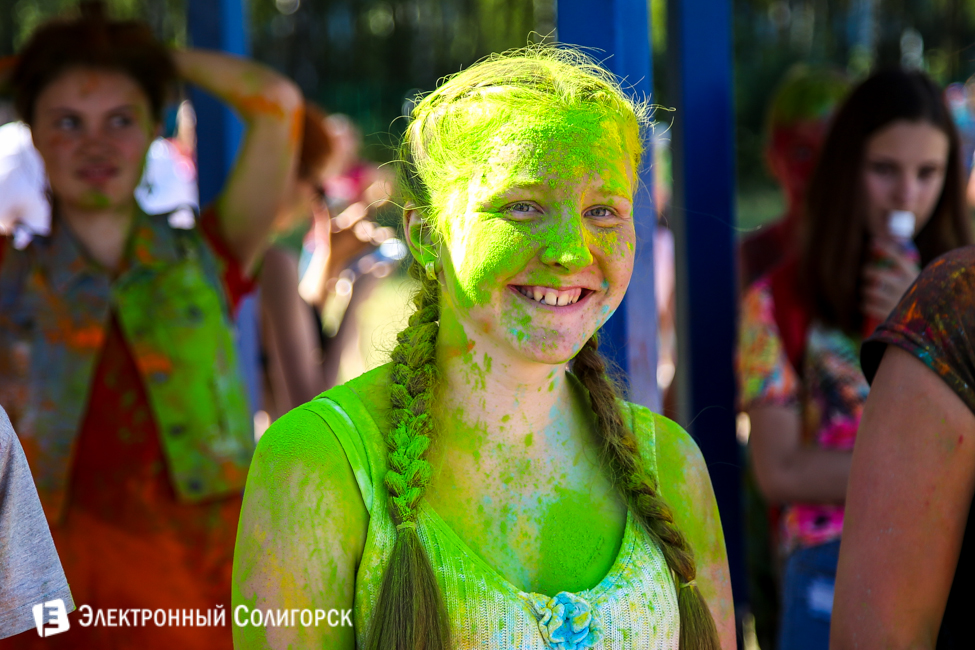 фестиваль красок Holidance Солигорск