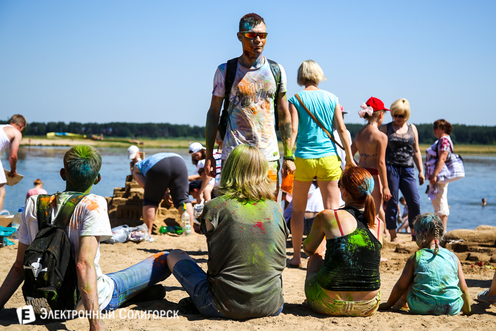 фестиваль красок Holidance Солигорск