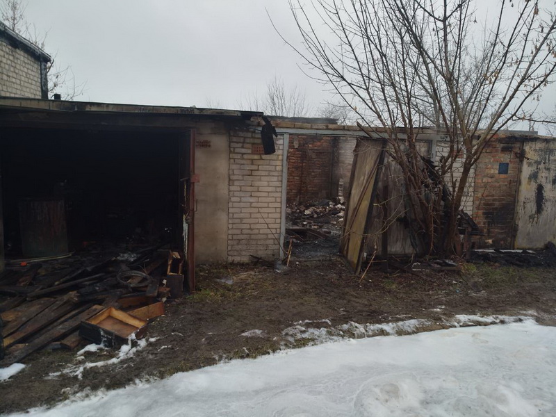 пожар в гаражах возле 1 РУ Солигорск