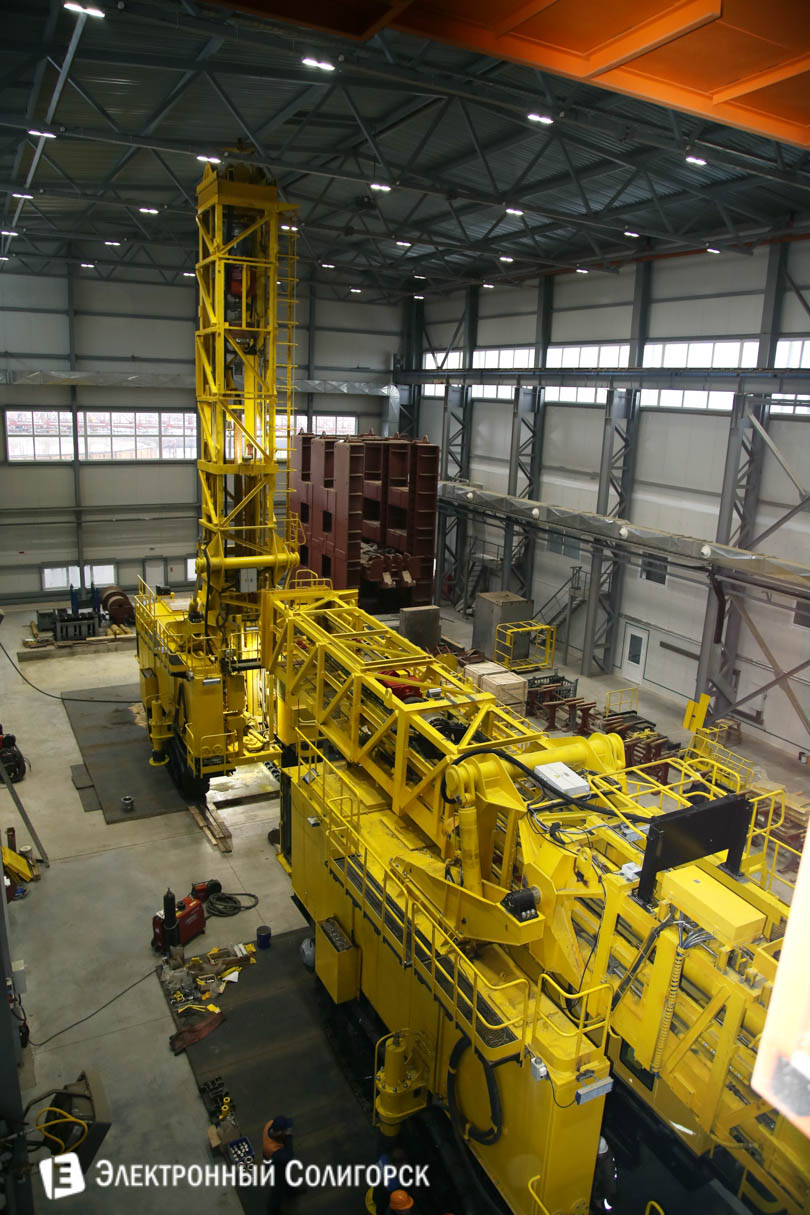 буровой станок ЛМЗ Универсал