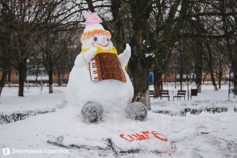 Солигорск снеговики