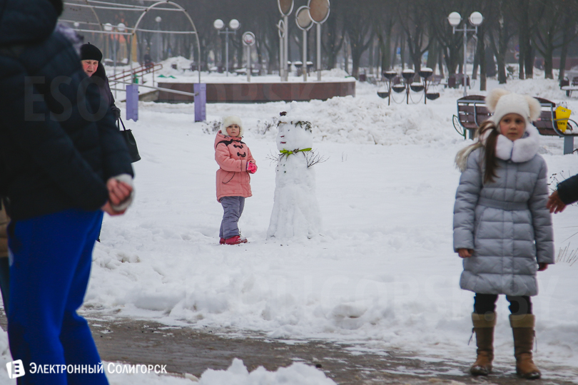 Солигорск снеговики