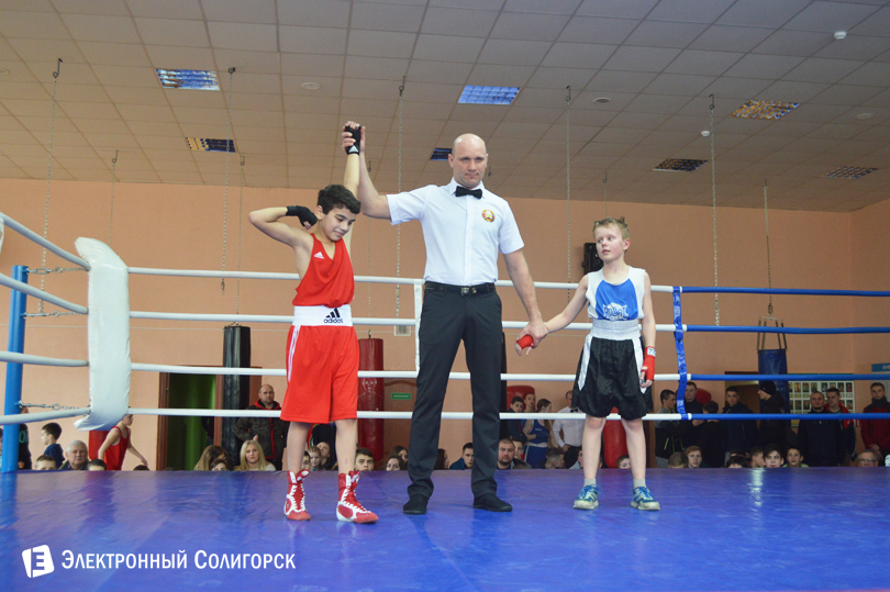 бокс в Солигорске