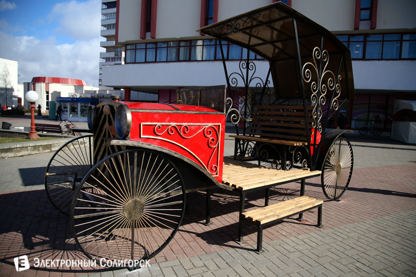 скульптура автомобиль Солигорск
