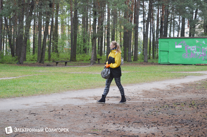 уборка тропы здоровья 2017 в солигорске