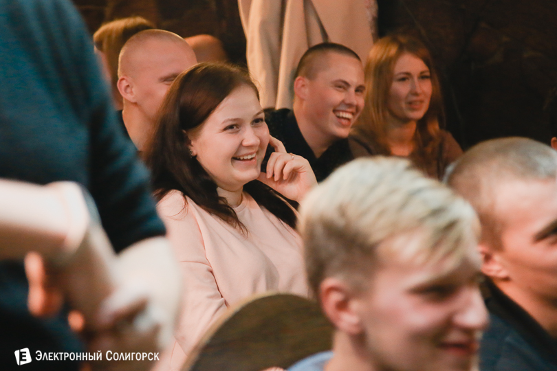 стэнд ап Солигорск паб Енот