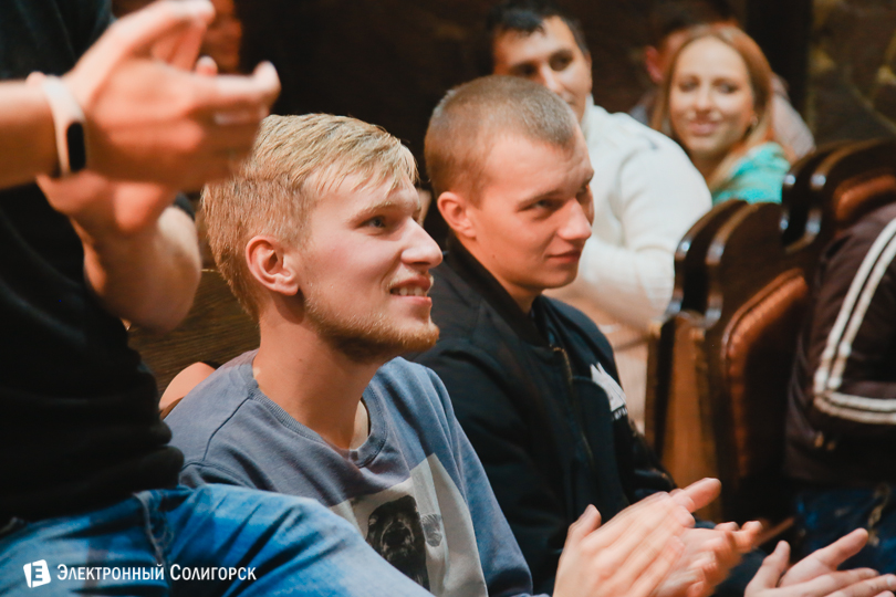 стэнд ап Солигорск паб Енот