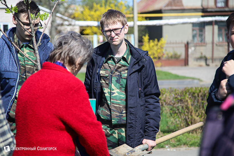 субботник аллея матери