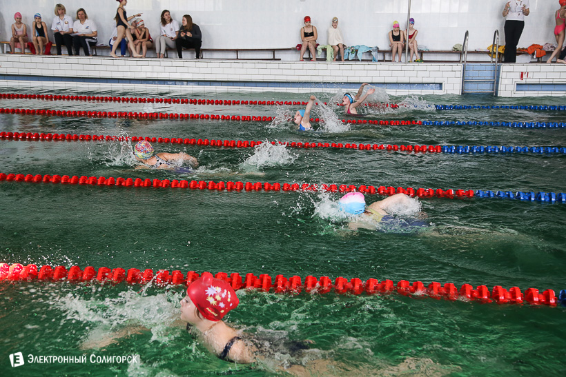 соревнования по плаванию