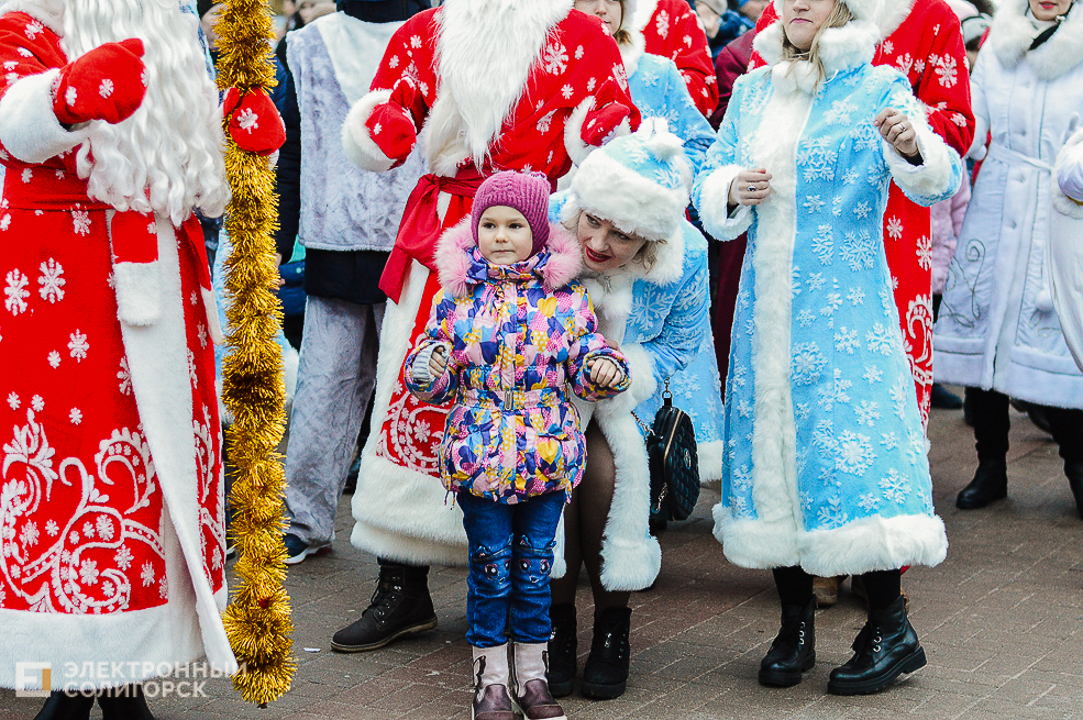 парад дедов морозов солигорск
