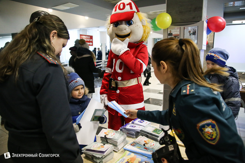 турнир по хоккею мчс Солигорск