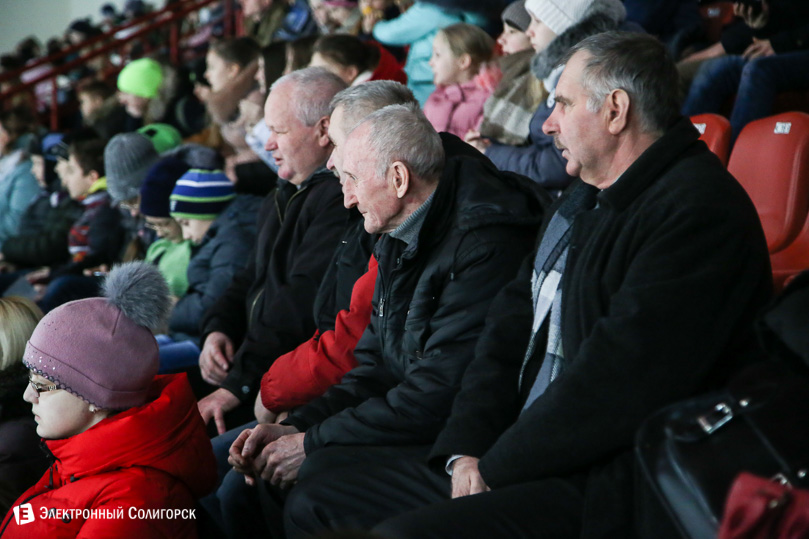 турнир по хоккею мчс Солигорск