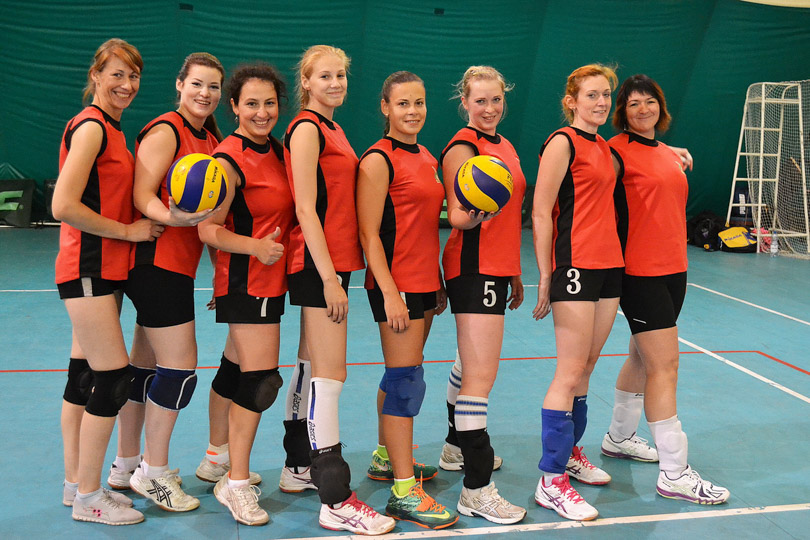 Женский волейбол 2-е место